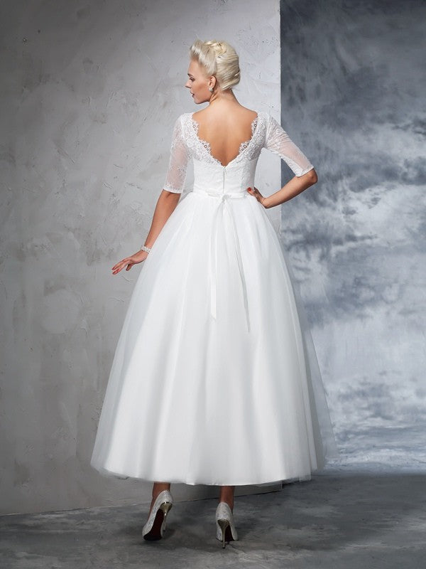 Wholesale Ball Gown Bateau Lace 1/2 Sleeves Long Net Wedding Dresses